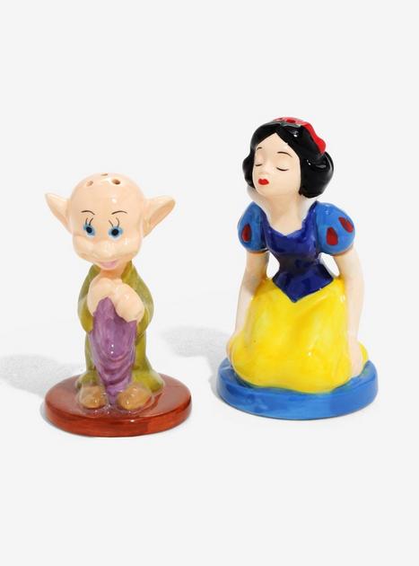 Disney Princess Snow White And Dopey Salt And Pepper Shakers Hot Topic 