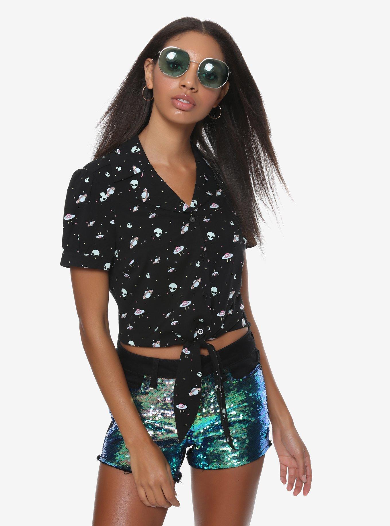 Alien Print Tie-Front Girls Crop Woven Button-Up | Hot Topic