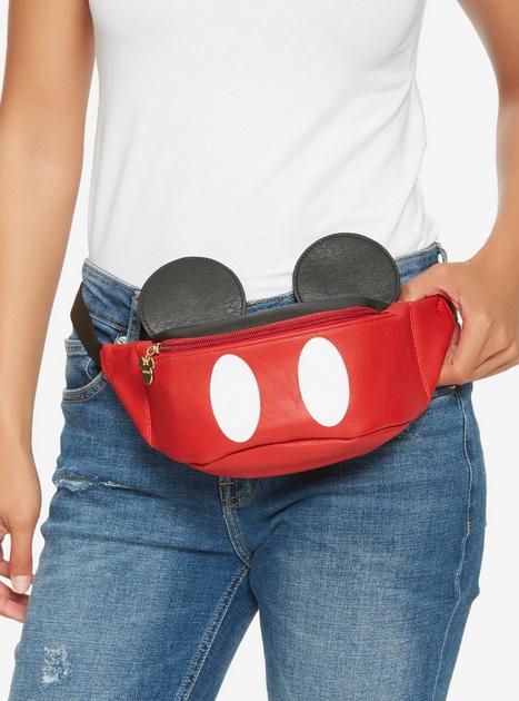 Disney on sale Loungefly MMA Dumbo Fanny pack BNWT