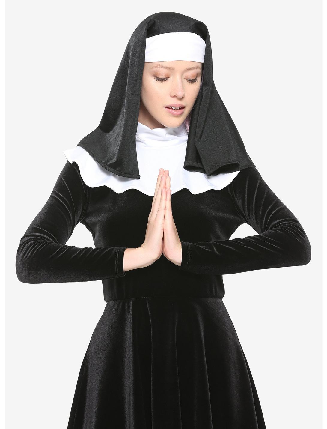 Nun Accessory Kit, , hi-res