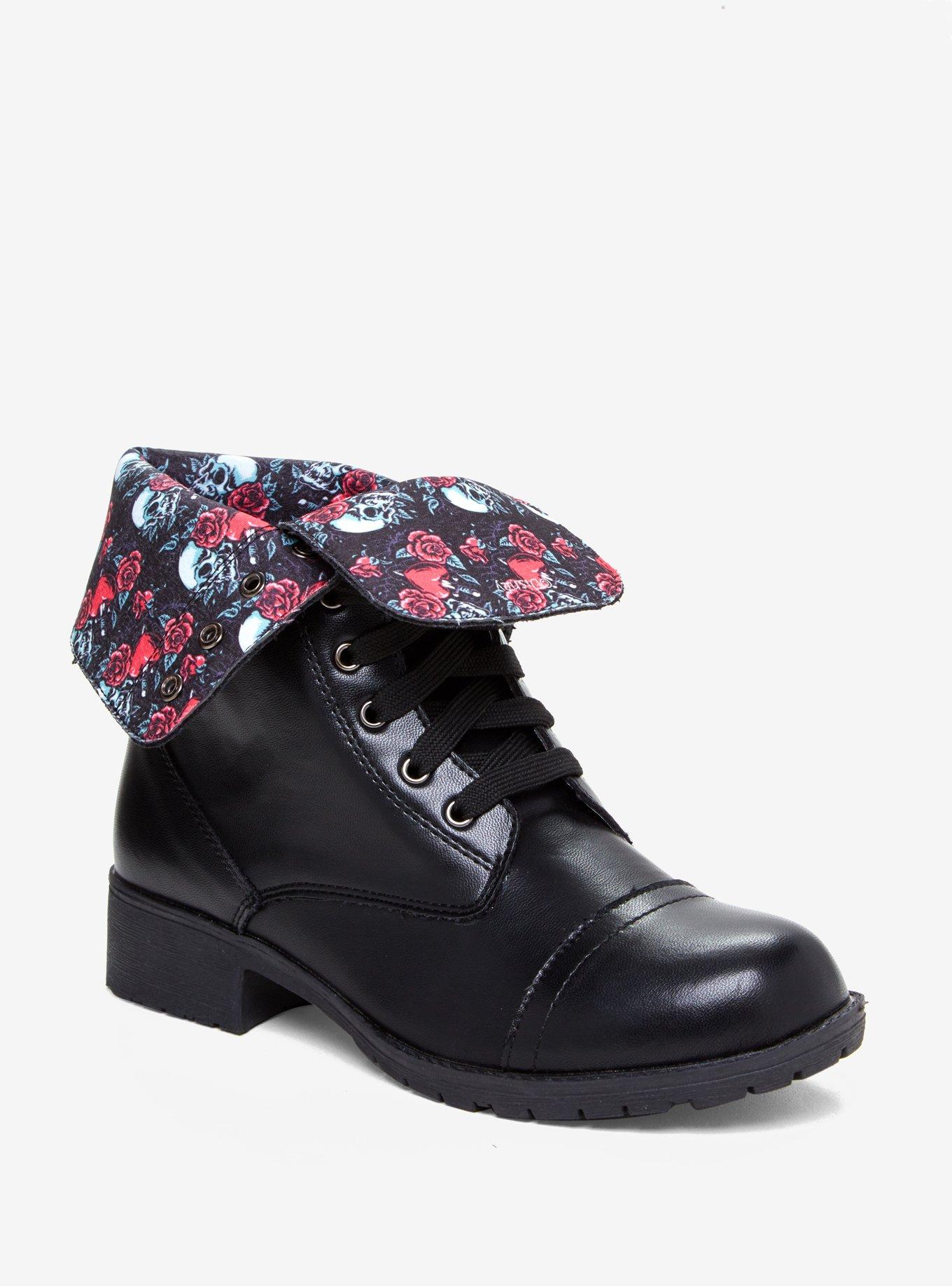 Disney Snow White And The Seven Dwarfs Poison Apple Combat Boots, MULTI, hi-res