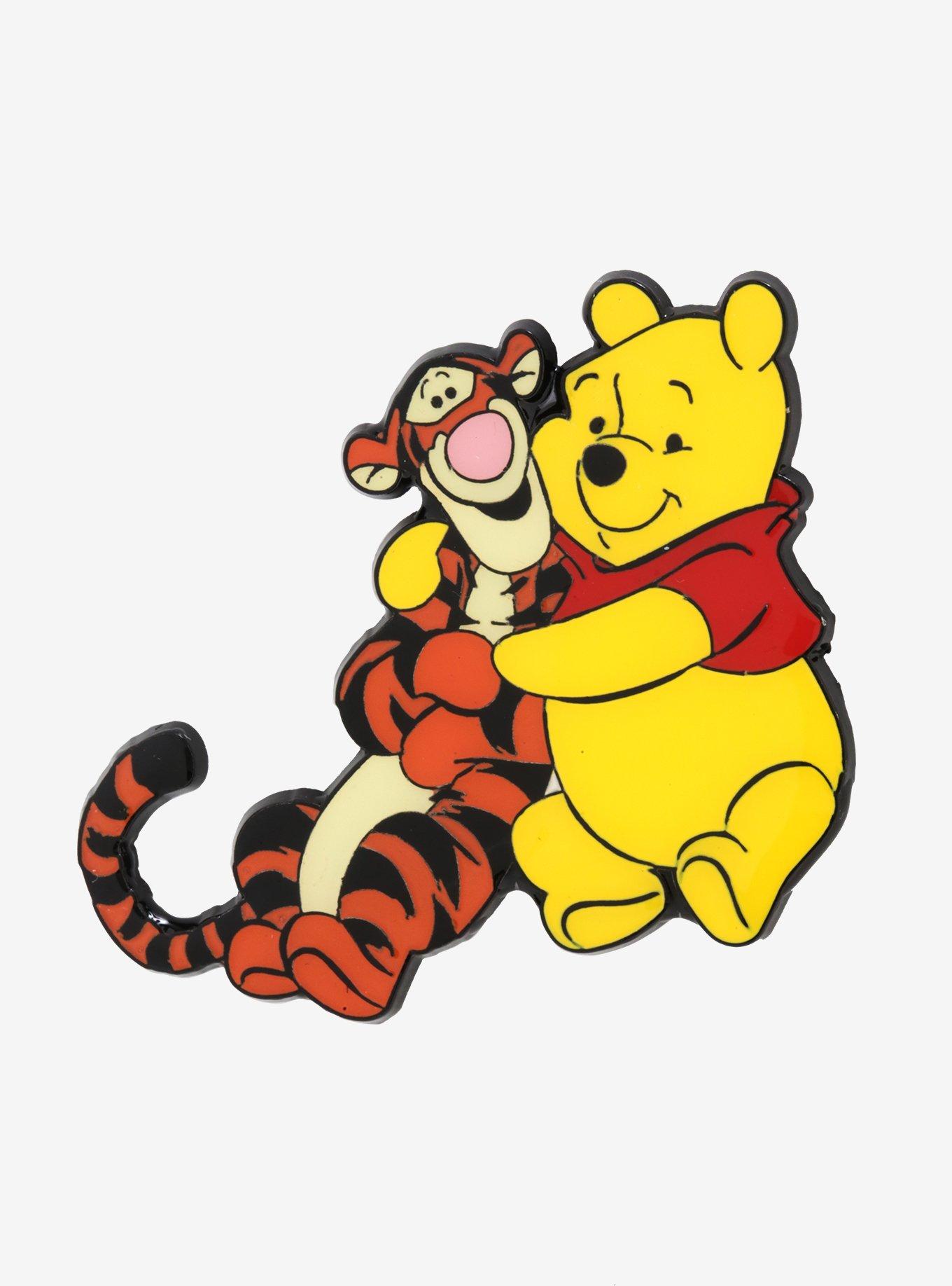 baby pooh and tigger hugging