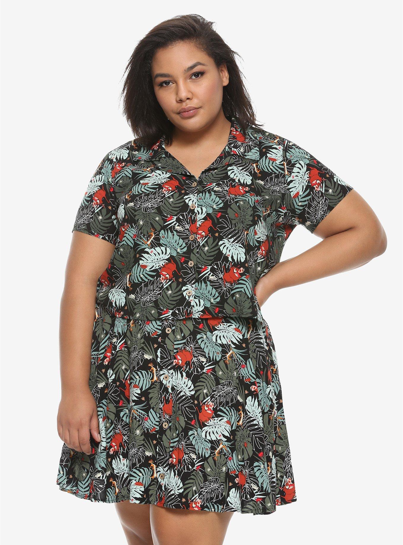 Her Universe Disney The Lion King Timon & Pumbaa Jungle Girls Woven Button-Up Plus Size, GREEN, hi-res
