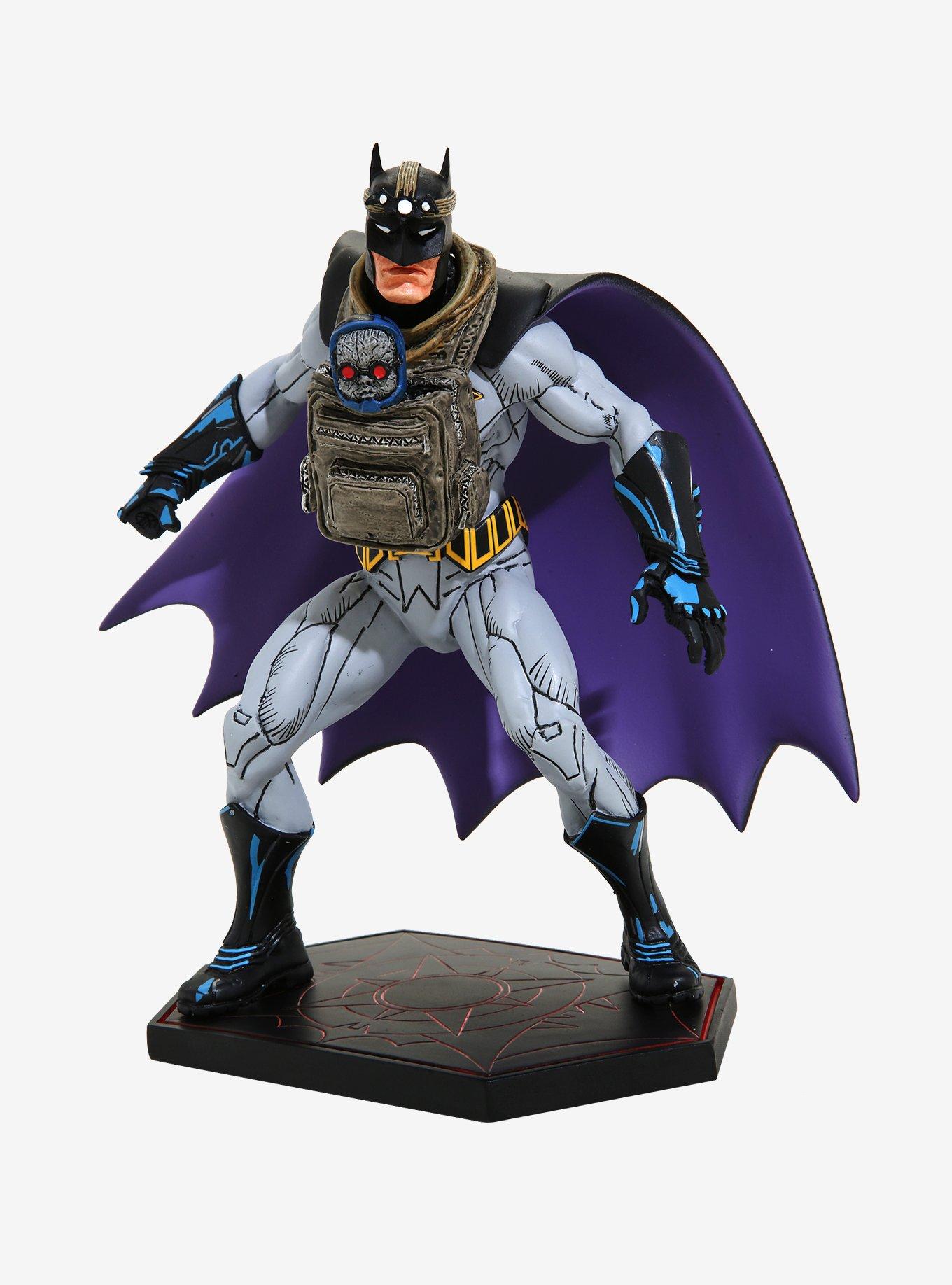 DC Comics Dark Nights: Metal Batman With Baby Darkseid Limited Edition  Statue | Hot Topic