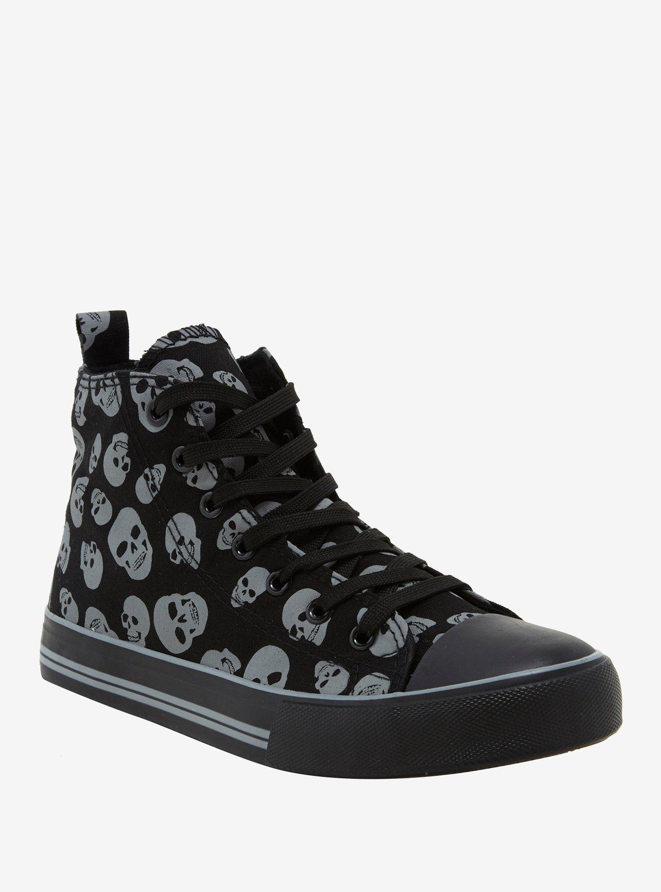 HI-TOP SNEAKERS NOTORIOUS PATENT SKULL