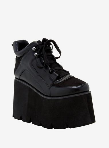 Black Star Lace Up Platform Sneaker