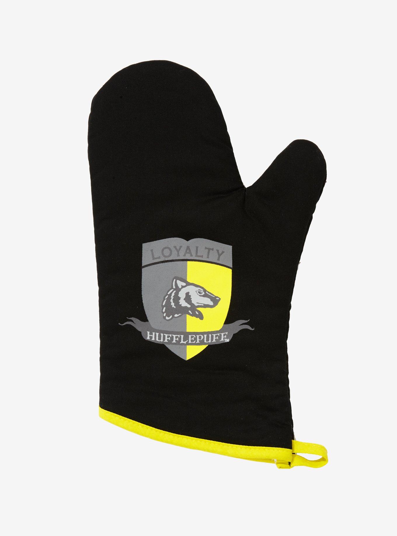 Harry Potter Hufflepuff Oven Mitt, , hi-res
