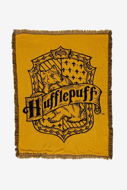 Harry Potter Hufflepuff Tapestry Throw Blanket - BoxLunch Exclusive ...