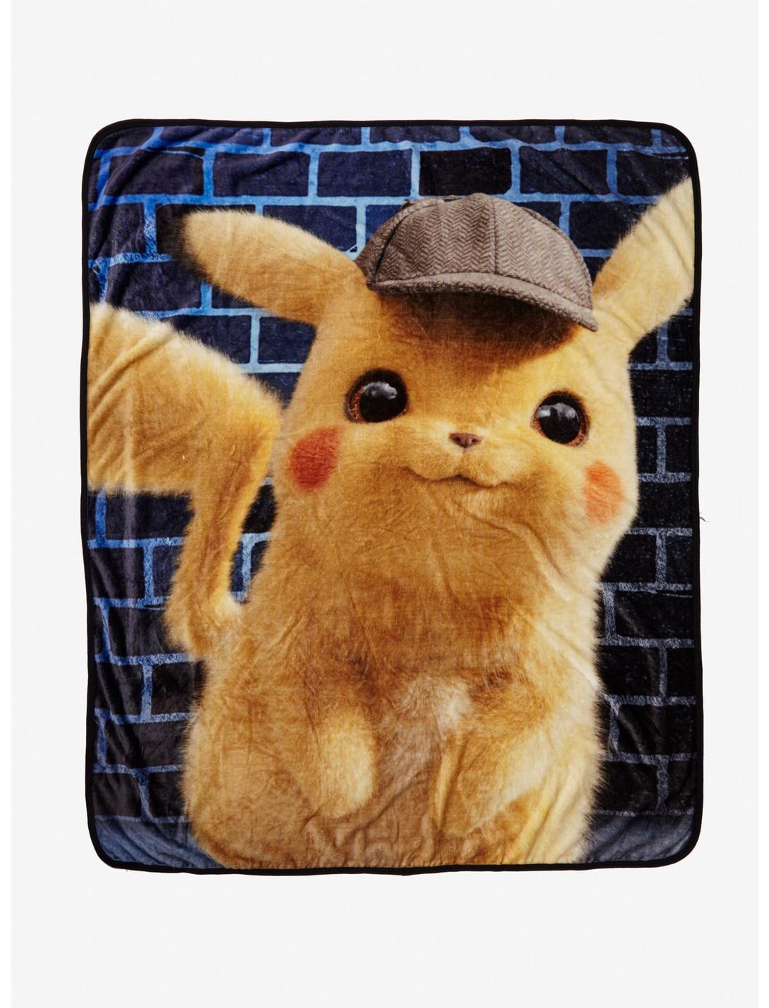 Pokemon Detective Pikachu Throw - BoxLunch Exclusive, , hi-res