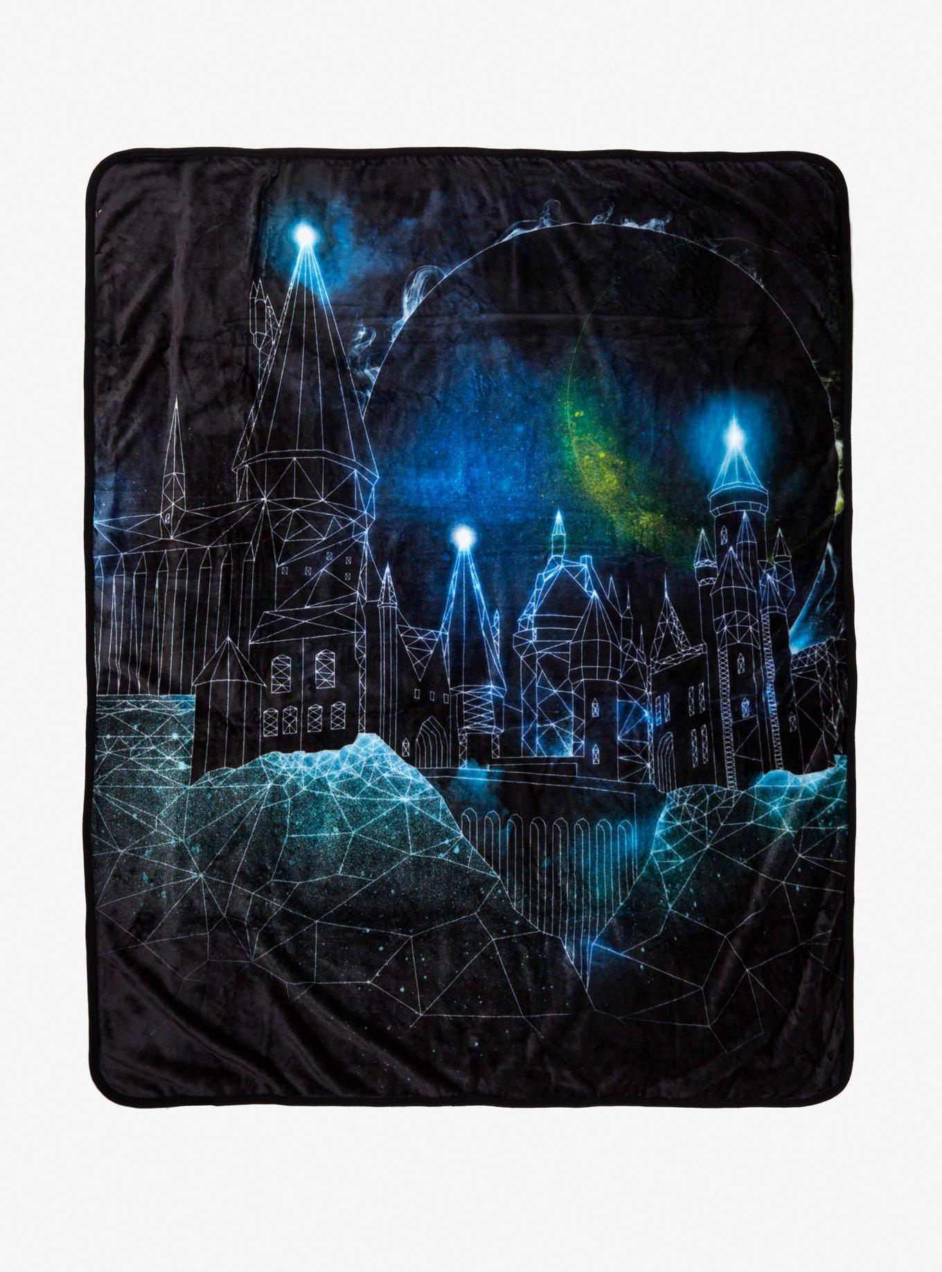 Harry Potter Geo Castle Throw - BoxLunch Exclusive, , hi-res