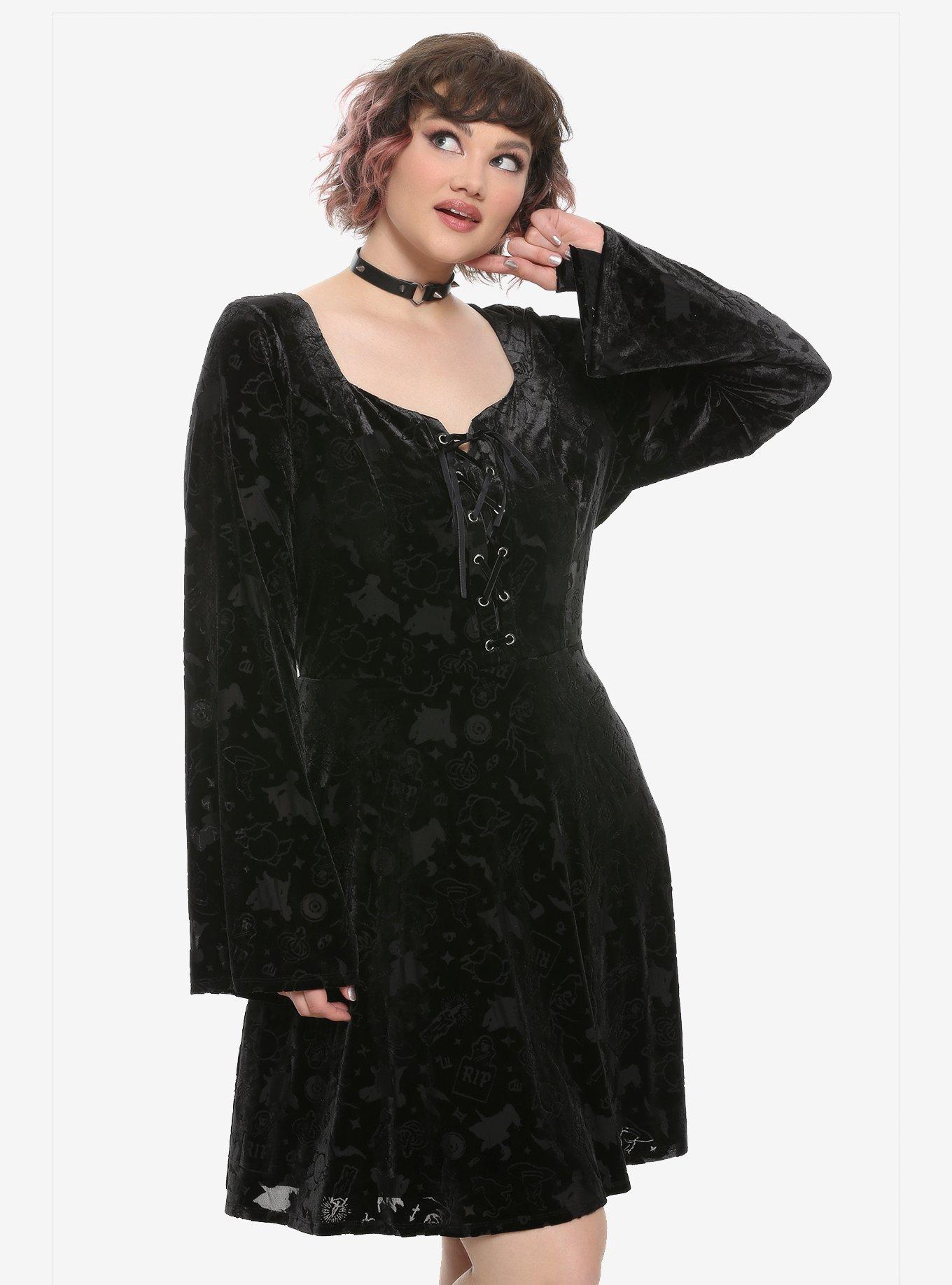 Her Universe Disney Hocus Pocus Icon Velvet Bell Sleeve Dress Plus Size, MULTI, hi-res