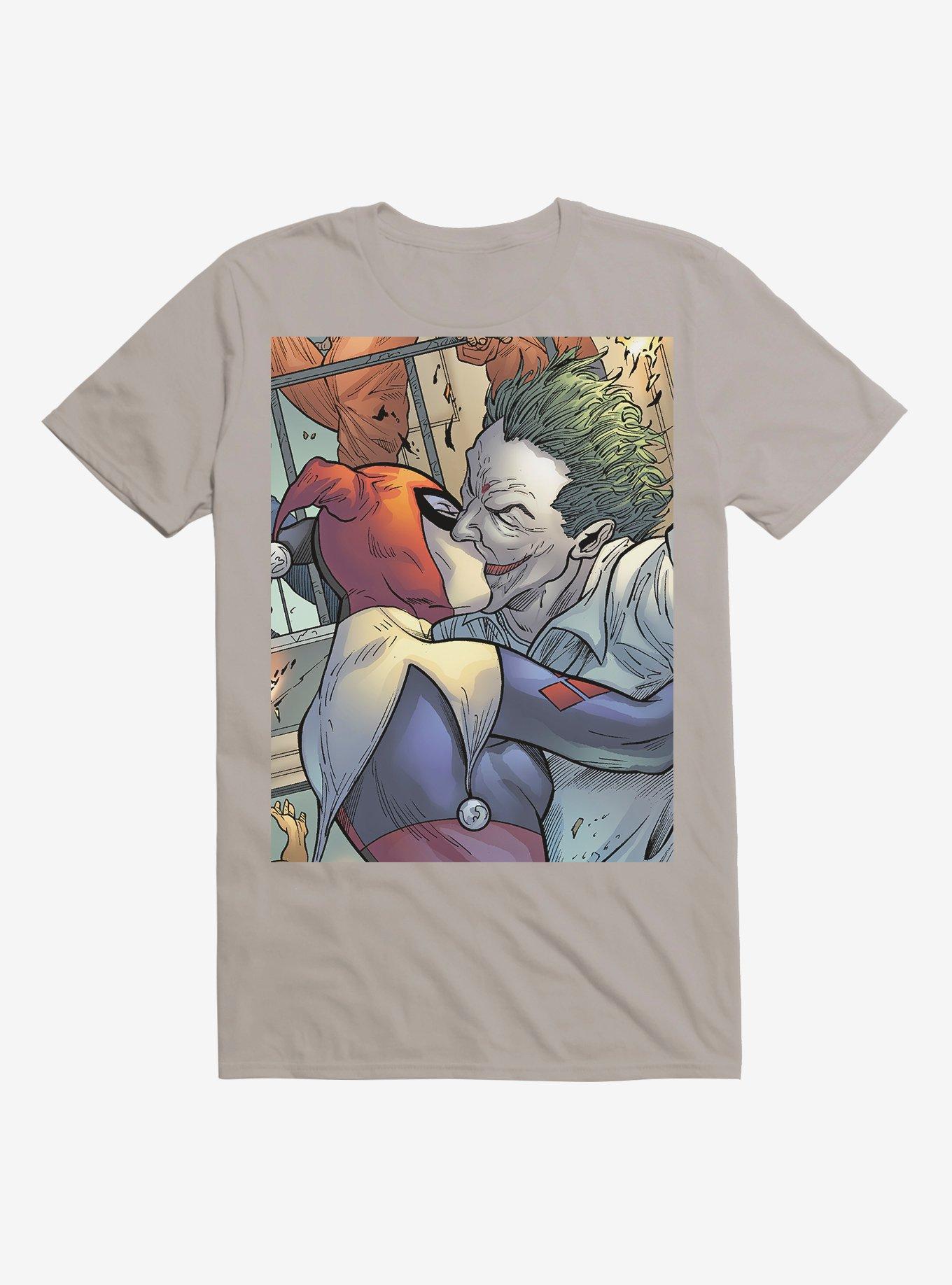 DC Comics Batman The Joker Harley Quinn Kiss Black T-Shirt, LIGHT GREY, hi-res