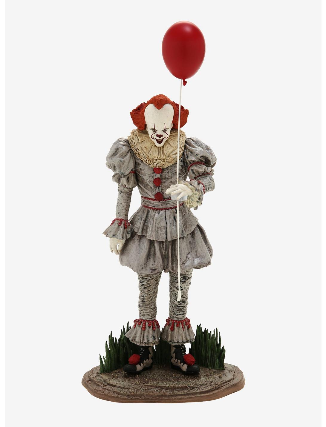 Diamond Select Toys IT Chapter Two Pennywise Figure, , hi-res