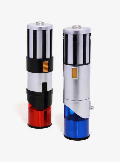 Is a meal complete without these Salt and Pepper Shaker Light Sabers?! Tap  the video to shop, or in the Star Wars section…