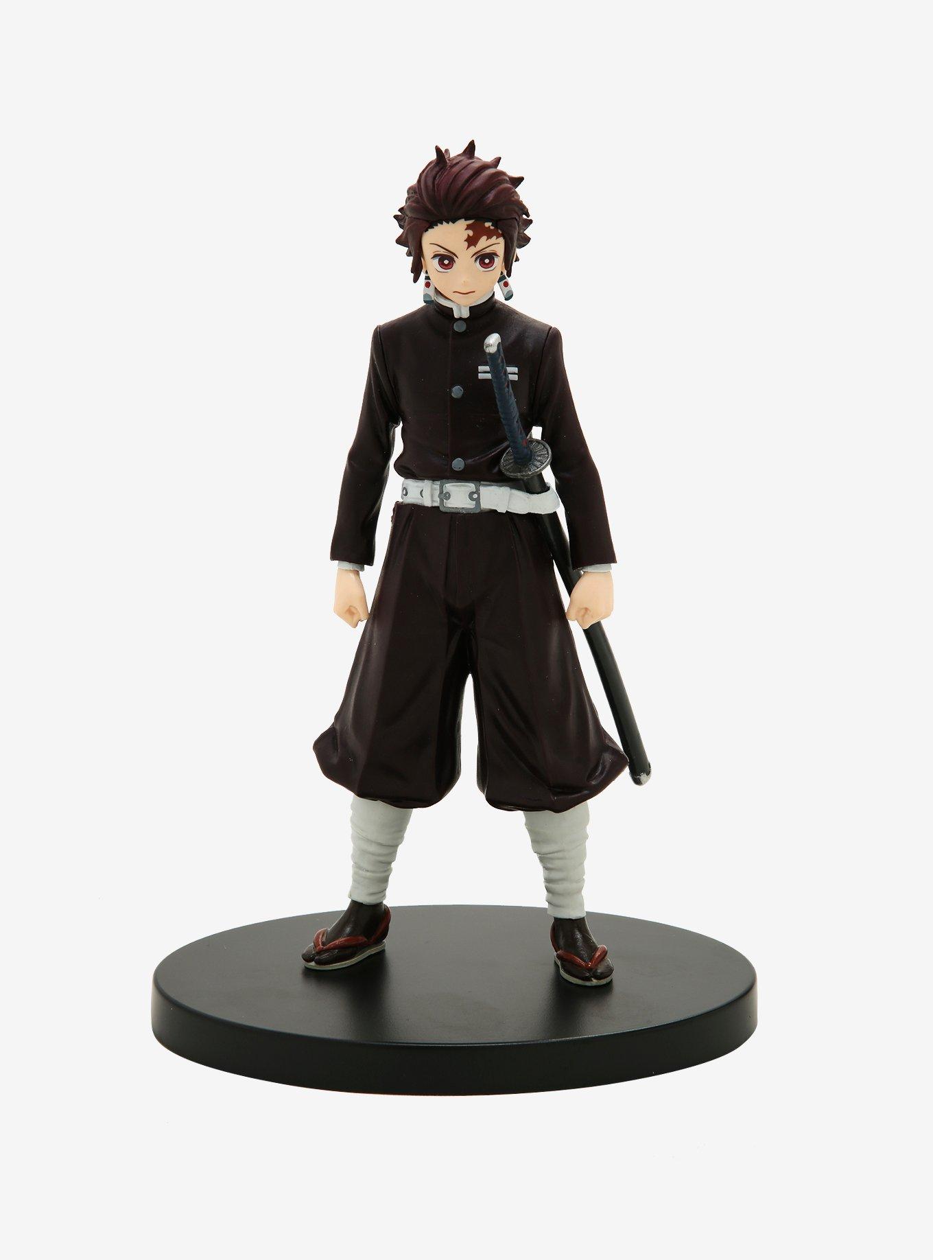 Banpresto Demon Slayer: Kimetsu no Yaiba Tanjiro Kamado Collectible Figure (Version B), , hi-res