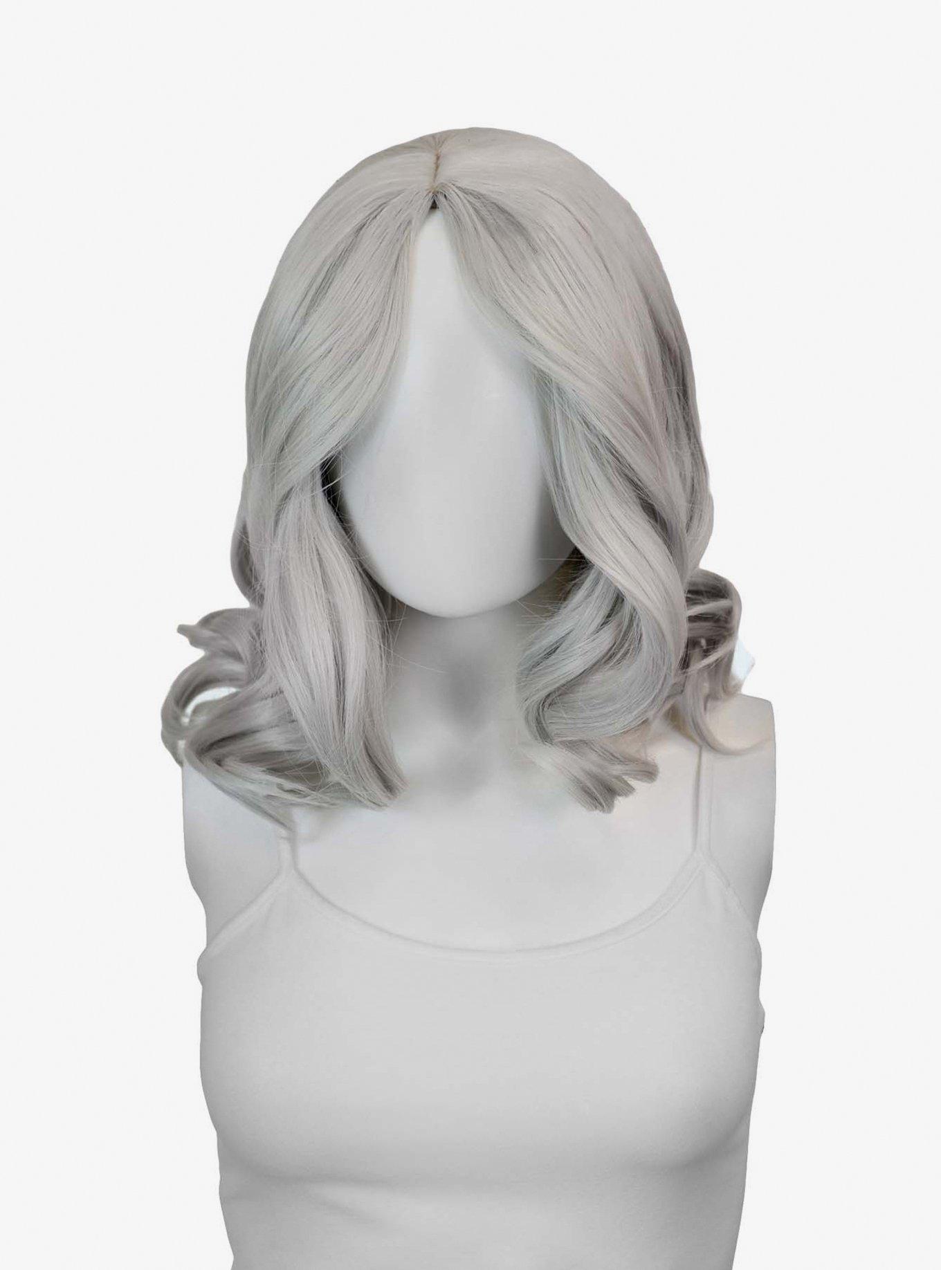Pin by Lilo Rey on hair color  Beautiful gray hair, Silver grey