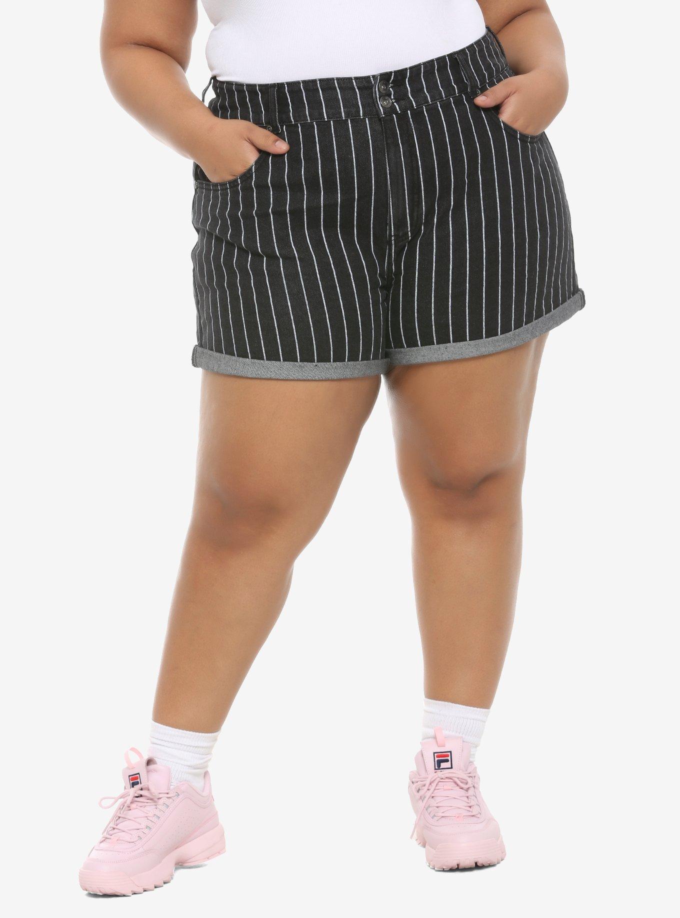 HT Denim Washed Black & White Stripe Mom Shorts Plus Size, PINSTRIPE, hi-res