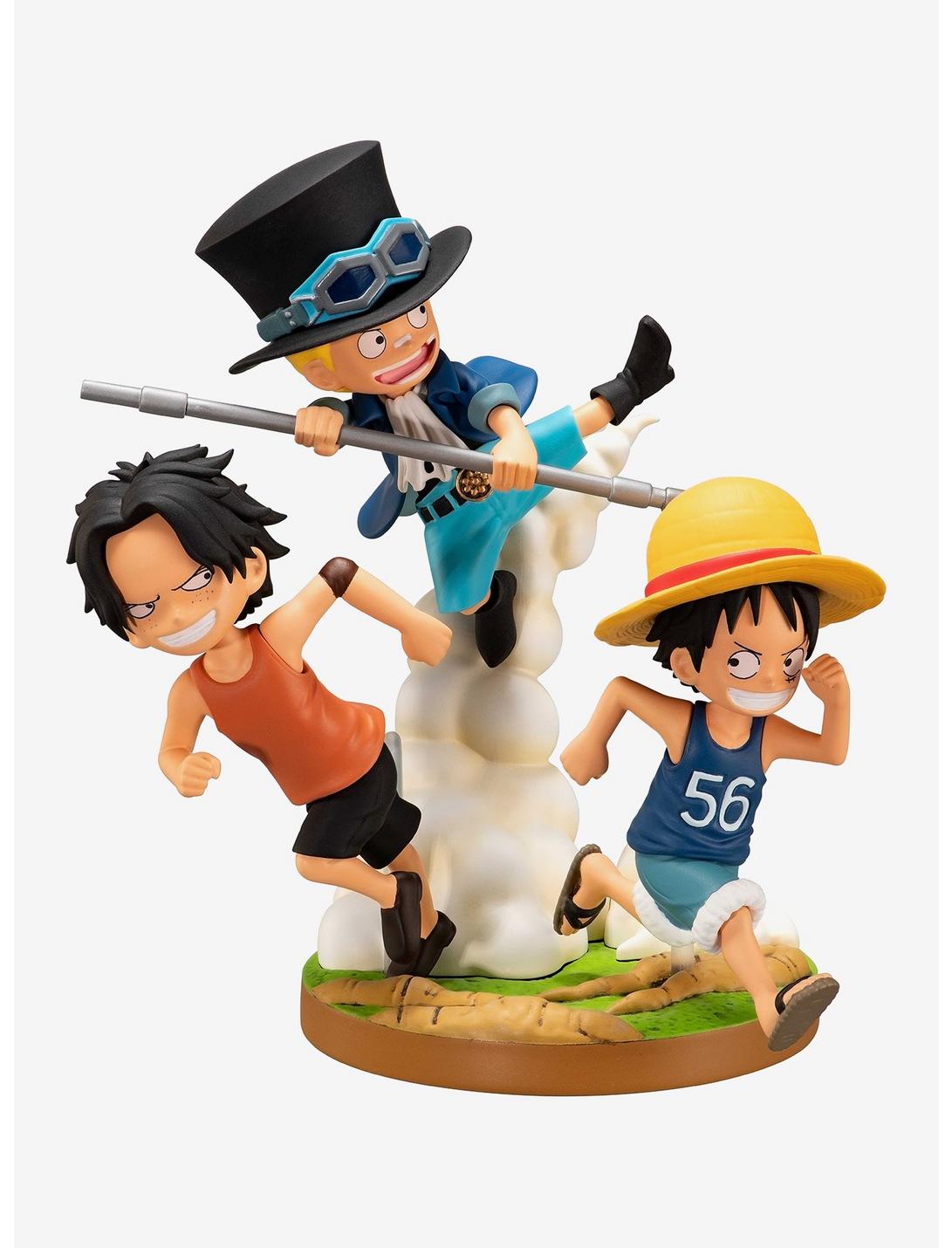Bandai Spirits One Piece Ichibansho The Bonds of Brothers Collectible Figure, , hi-res