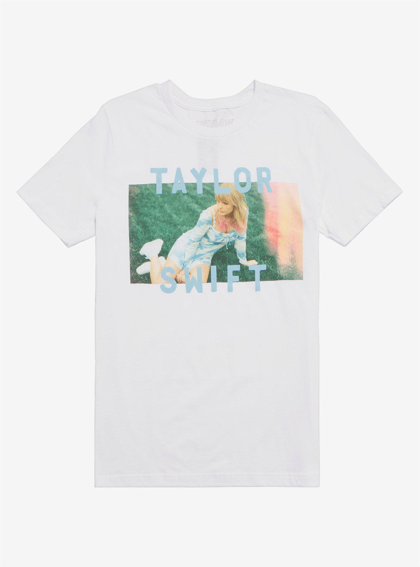 Taylor Swift Grassy Photo T-Shirt, WHITE, hi-res