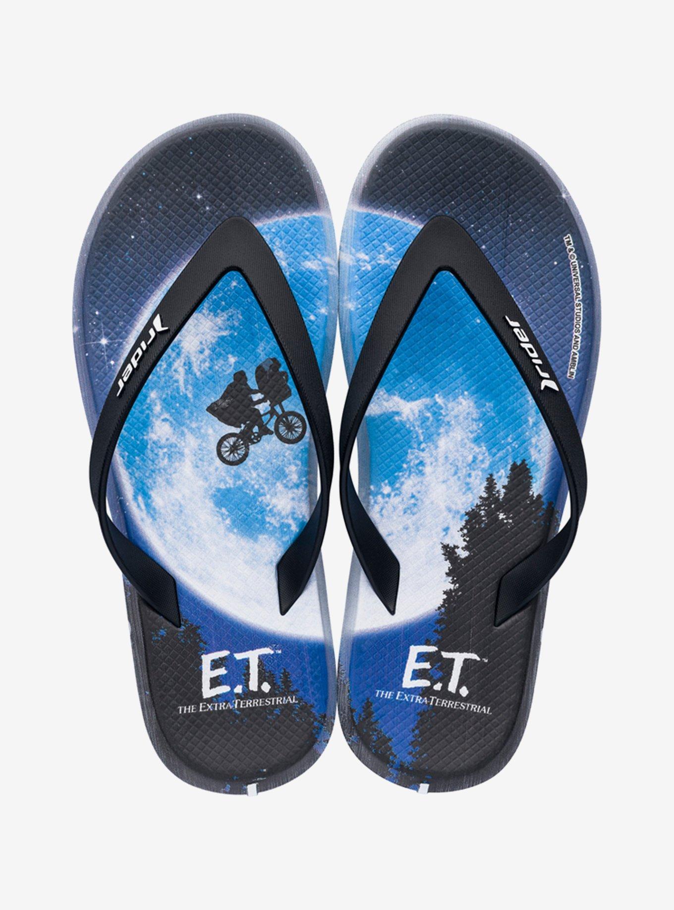 E.T. Bike Moon Scene Rider R1 Blockbuster Flip Flop Sandal, BLACK, hi-res