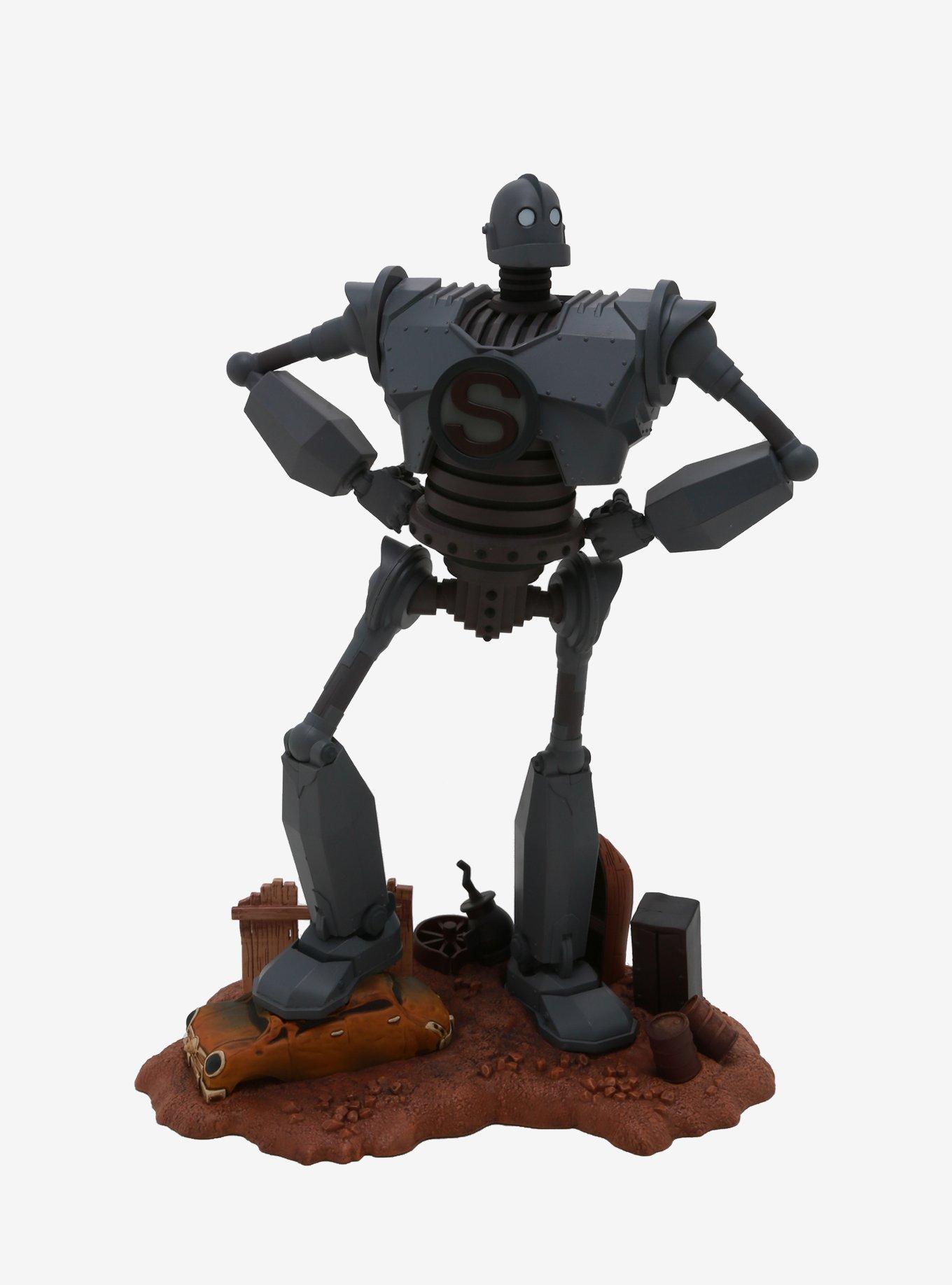 Diamond Select Toys Iron Giant Gallery Iron Giant (Superman) Collectible Figure, , hi-res