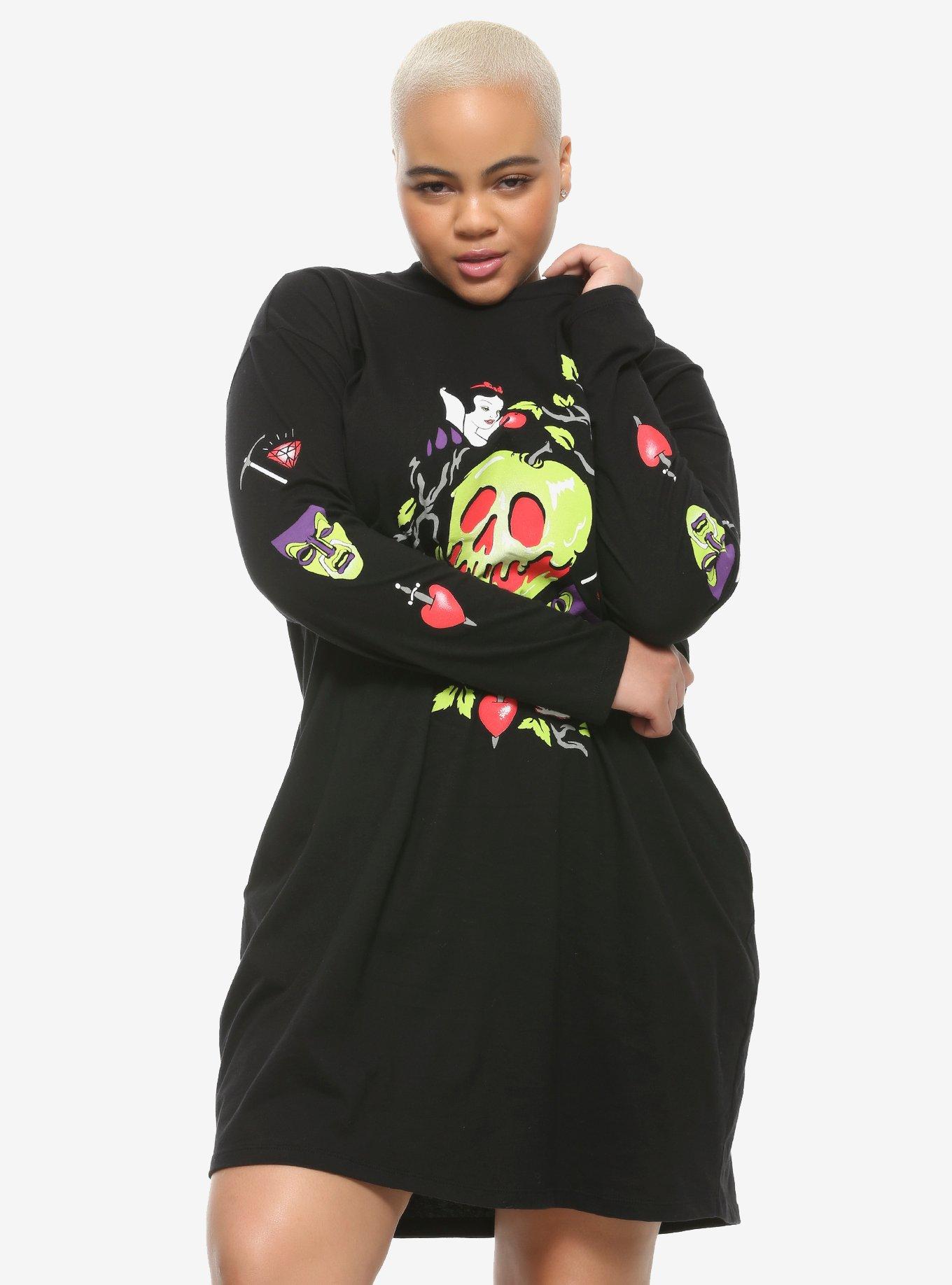 Plus Size - Disney Snow White and the Seven Dwarfs Poison Apple