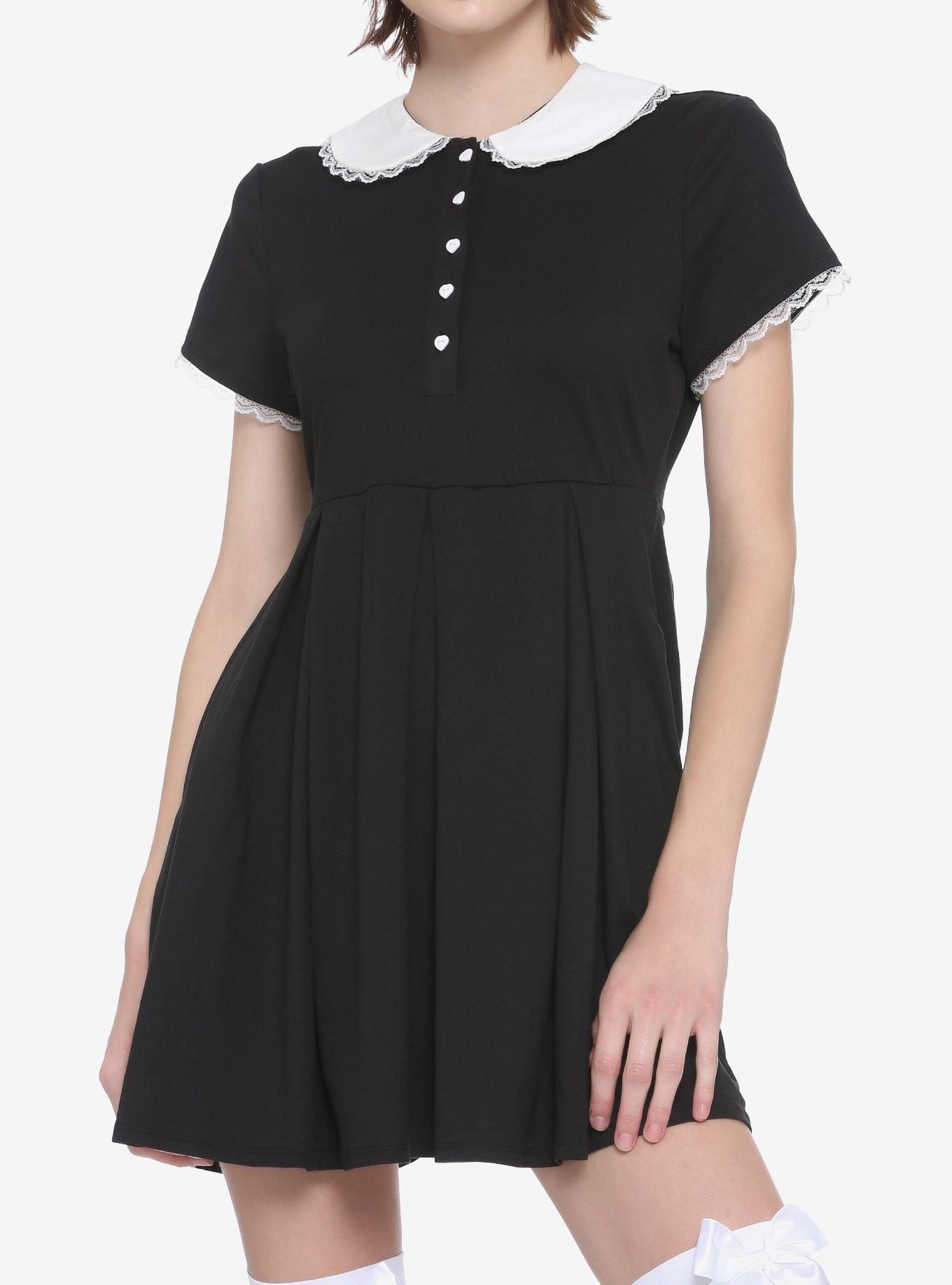 Black dress with hot sale white lace collar