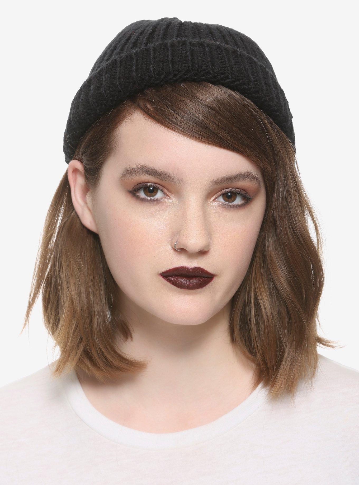 Black Knit Short Cap Watchman Beanie