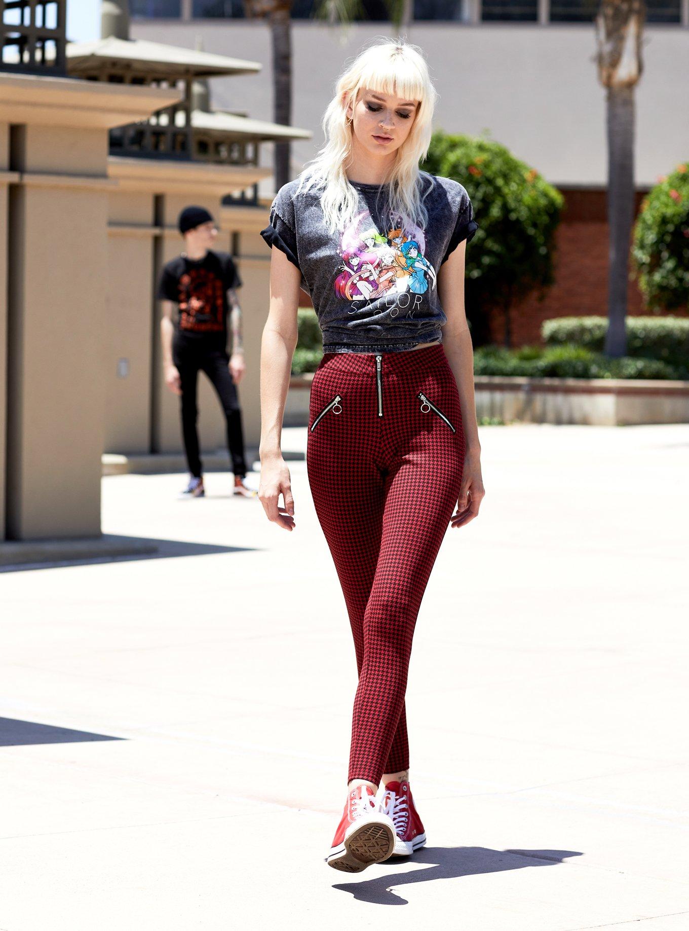 red houndstooth pants