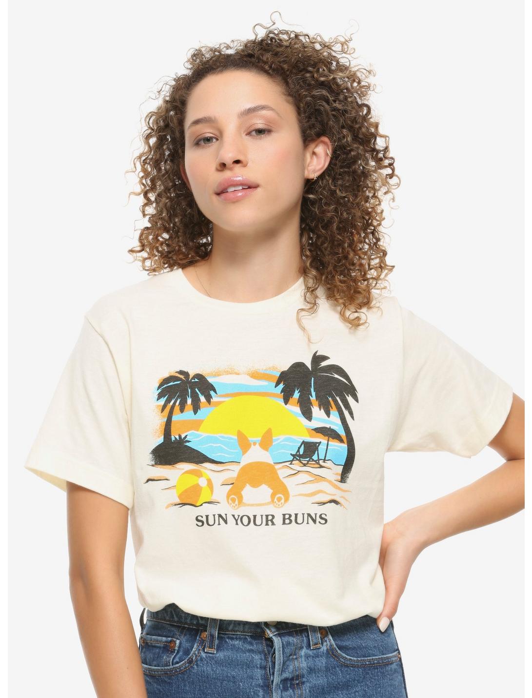 Sun Your Buns Corgi Women's T-Shirt - BoxLunch Exclusive | BoxLunch