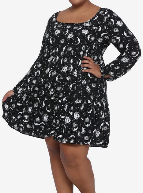 Black & White Celestial Long-Sleeve Dress Plus Size | Hot Topic