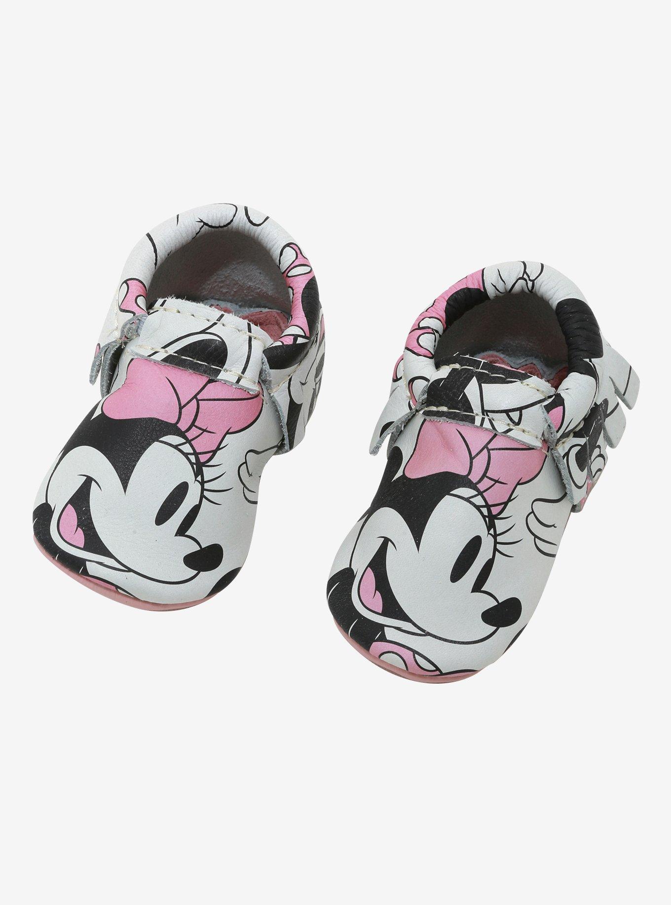 Minnie mouse hot sale moccasins