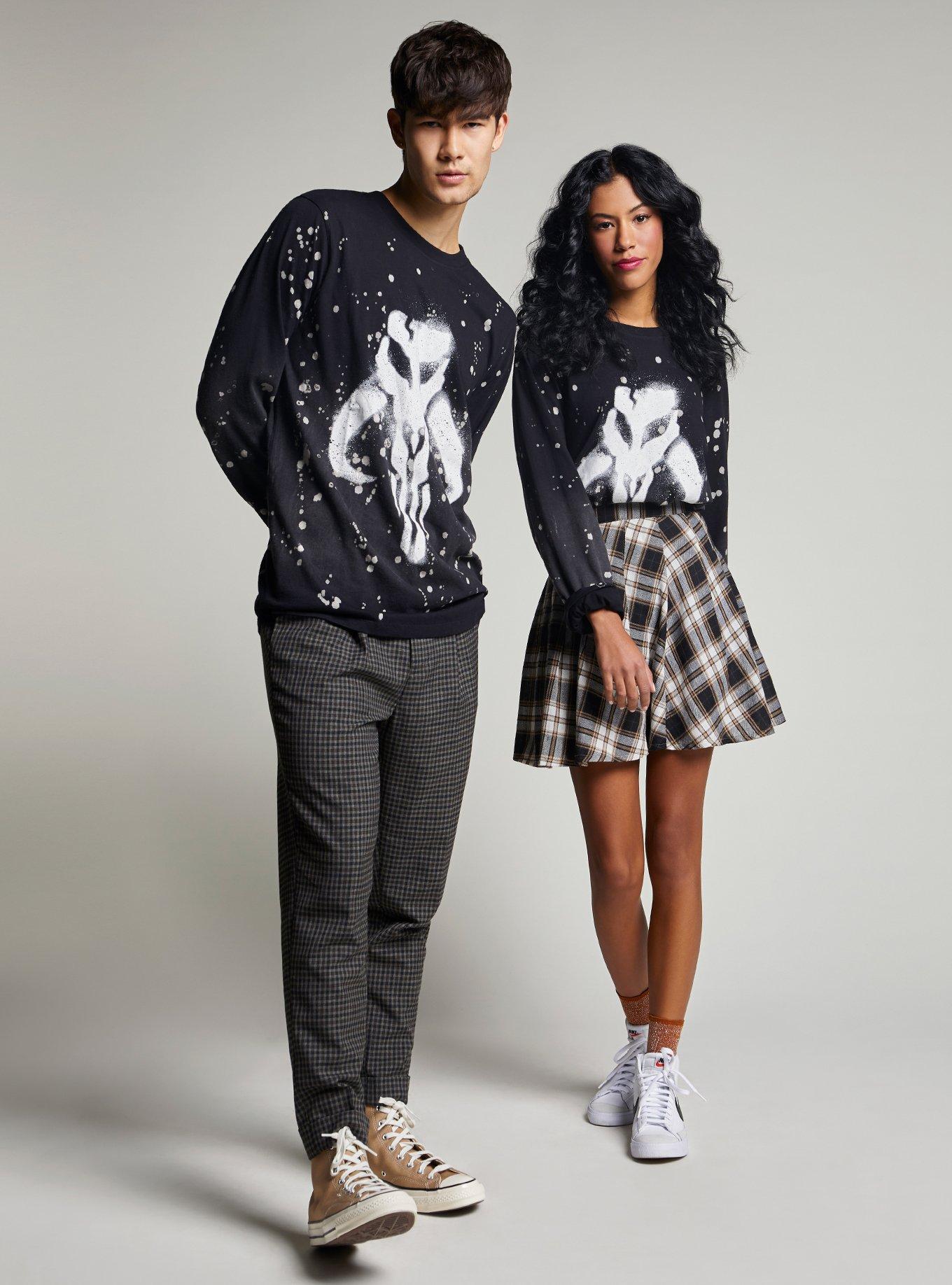 Our Universe Star Wars The Mandalorian Mythosaur Skull Splatter Long-Sleeve T-Shirt, MULTI, hi-res