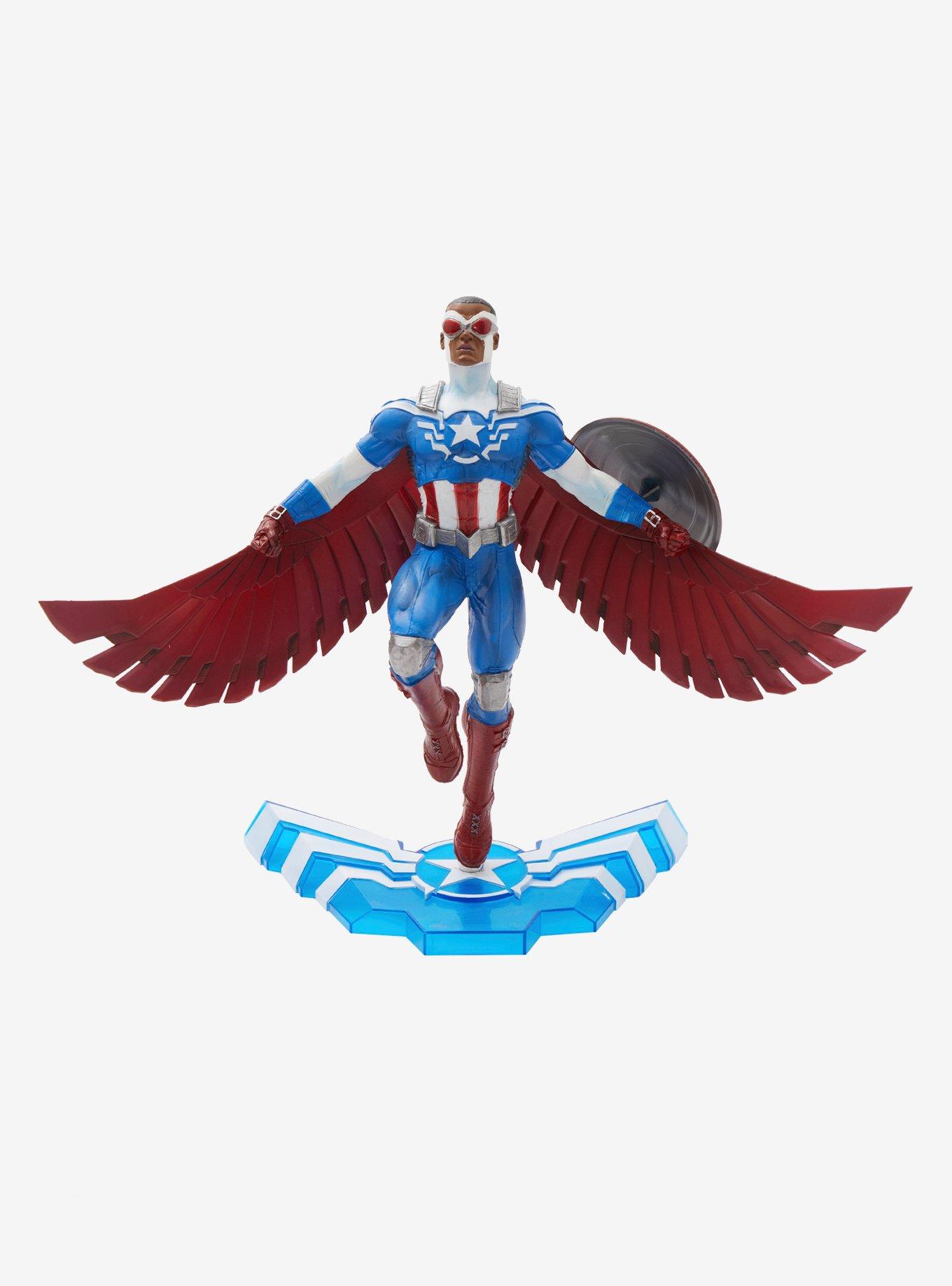 Diamond Select Toys Marvel Captain America (Sam Wilson) Gallery