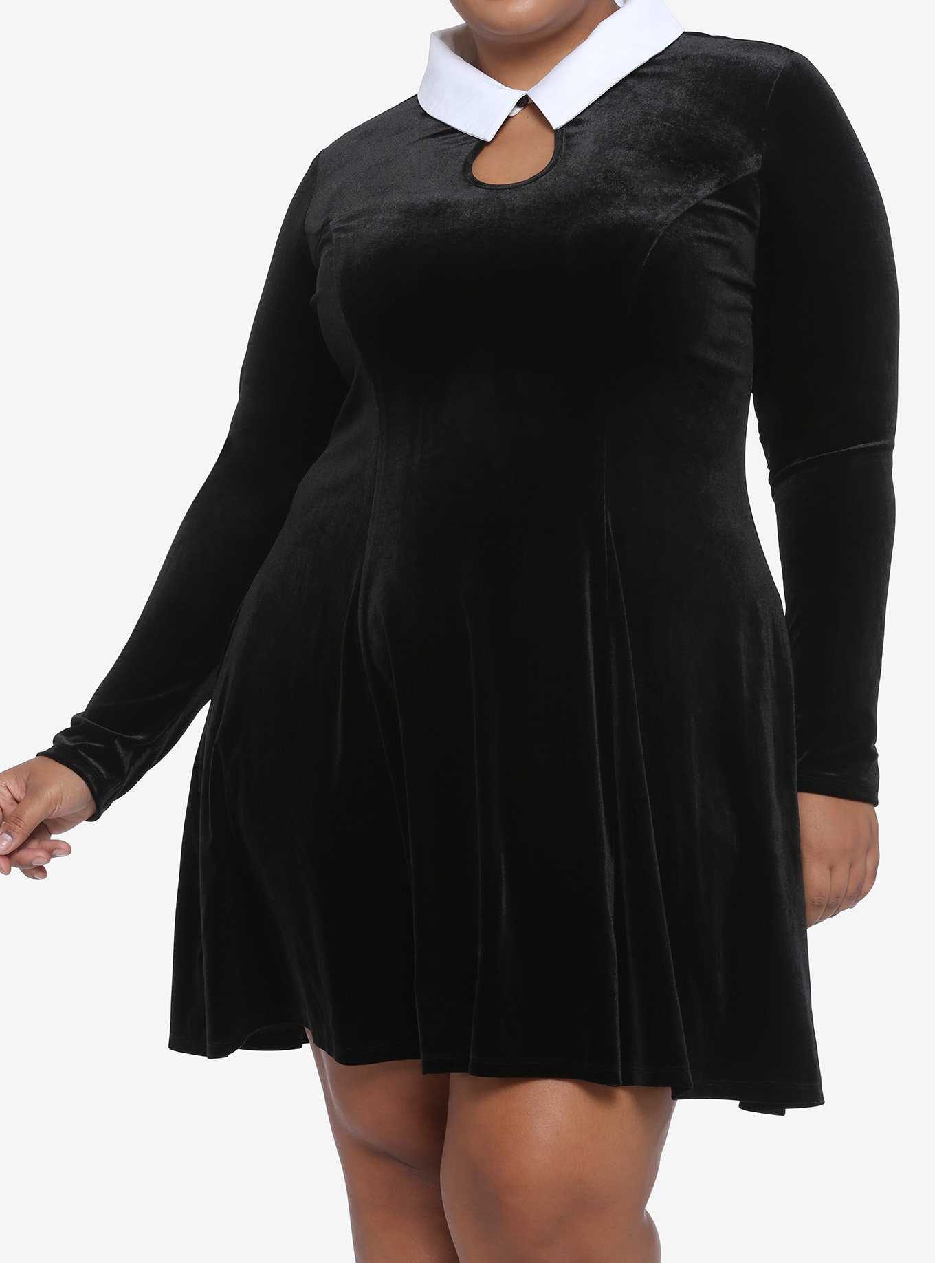 Black Velvet Keyhole Long-Sleeve Dress Plus Size, , hi-res