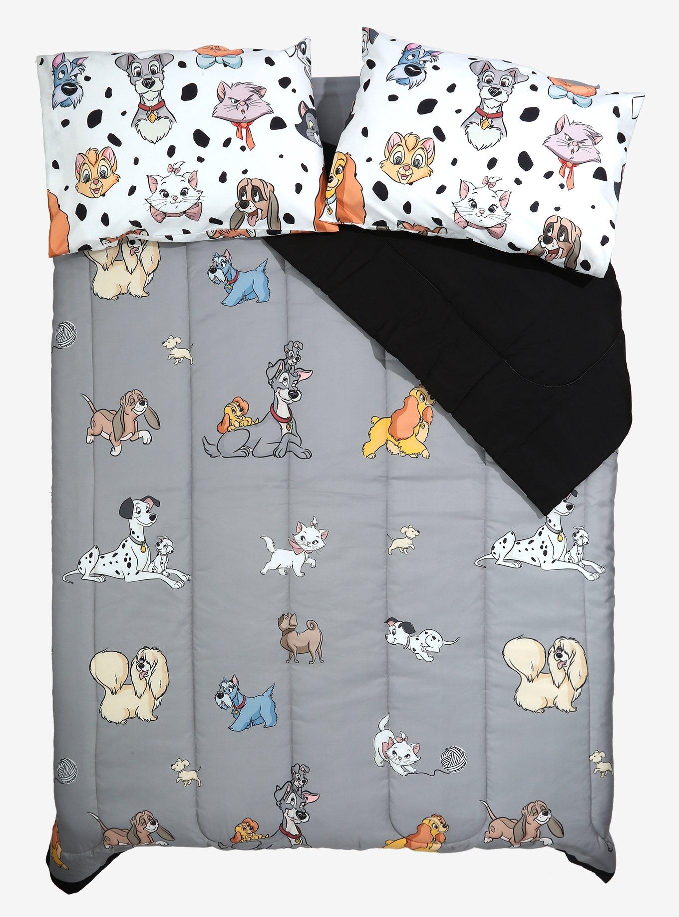 Disney Cats & Dogs Full/Queen Comforter, , hi-res