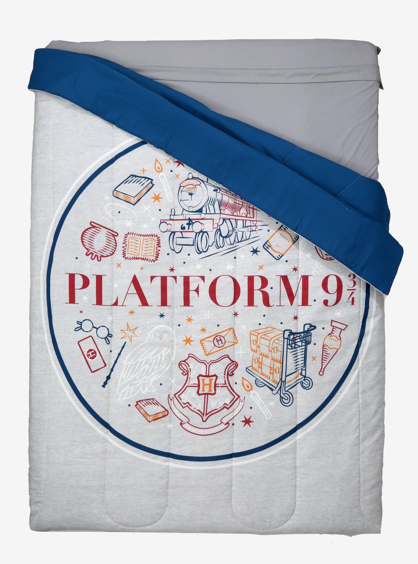 Harry Potter Platform 9 3/4 Icon Full/Queen Comforter, , hi-res
