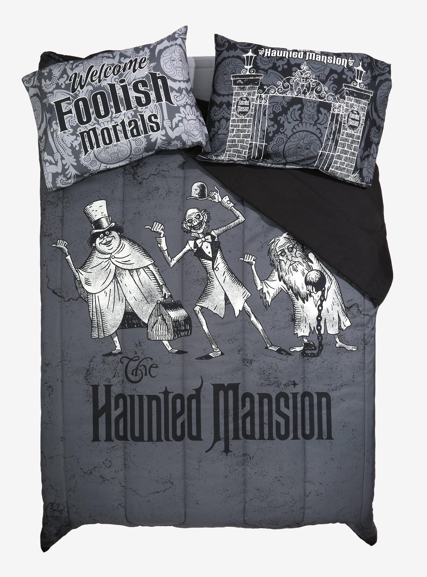 Disney The Haunted Mansion Hitchhiking Ghosts Comforter