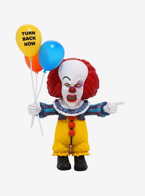 Mezco Toyz IT (1990) Designer Series Deluxe Pennywise Action Figure ...