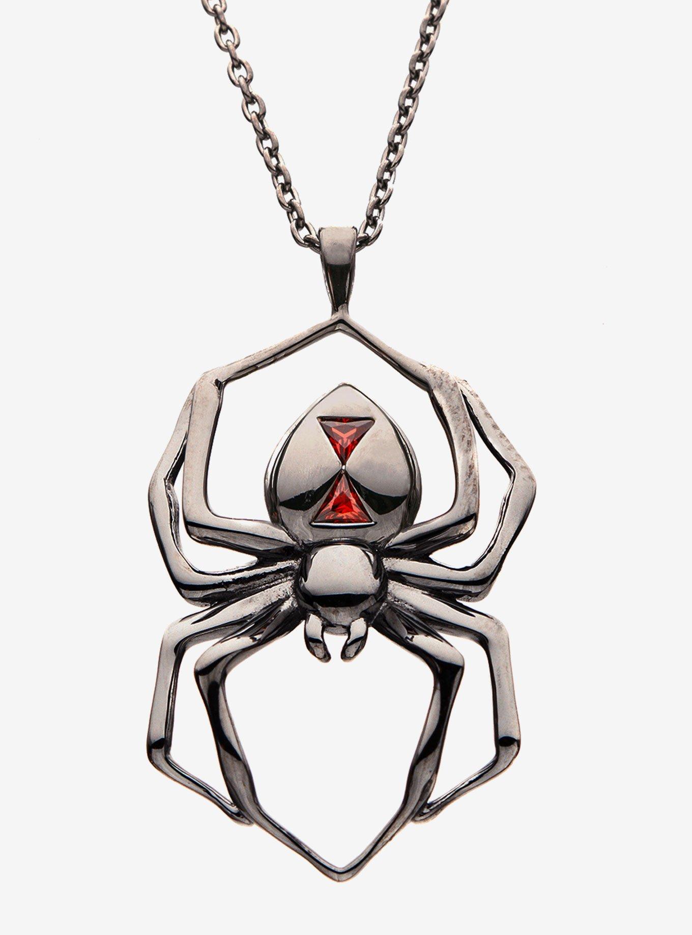 Black widow on sale spider necklace