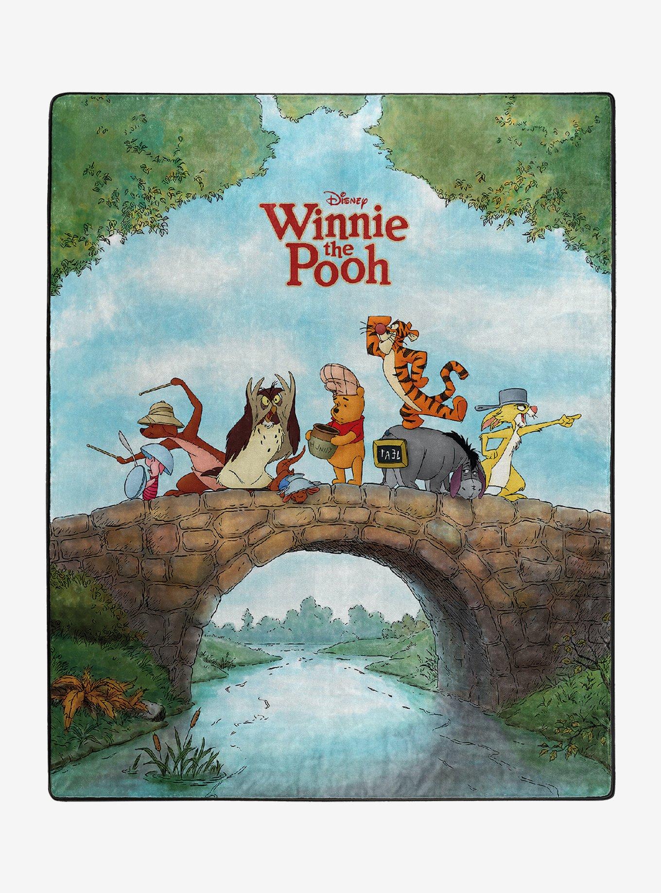 Disney Winnie The Pooh & Friends Throw Blanket, , hi-res