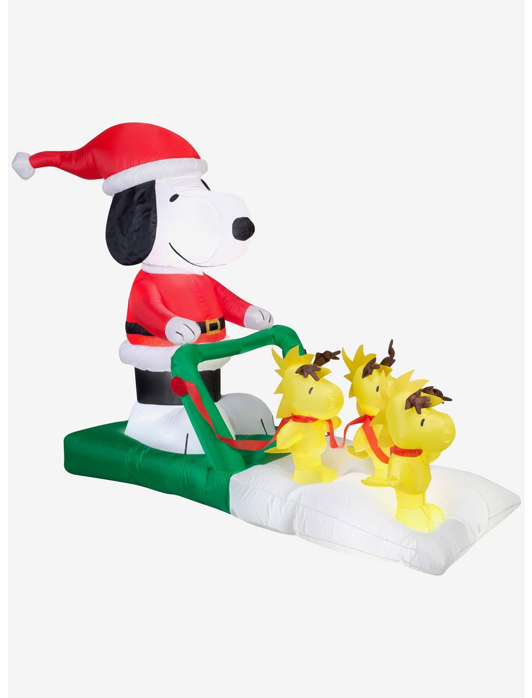Peanuts Snoopy Snoopy Sled Scene Airblown, , hi-res