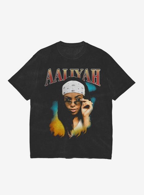 Aaliyah Side-Eye Girls T-Shirt | Hot Topic