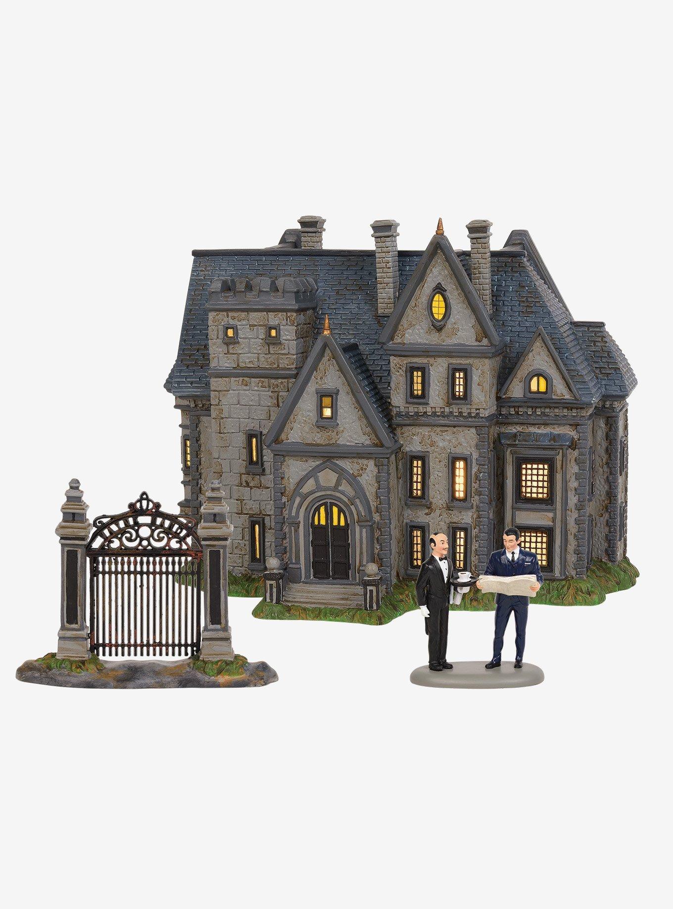 DC Comics Batman Wayne Manor Figure, , hi-res