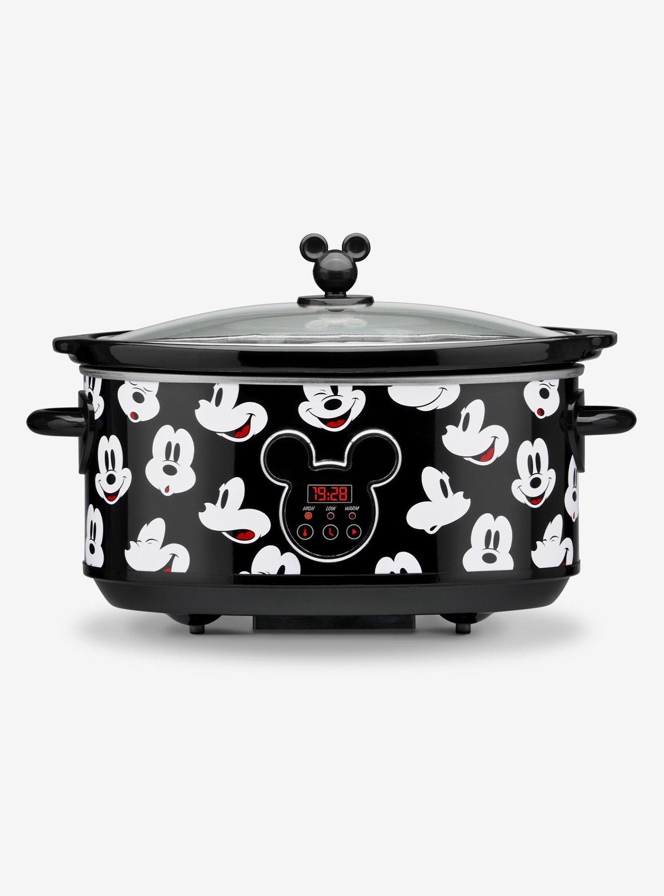  Disney Pixar Slow Cooker, 7 quart, Black: Home & Kitchen