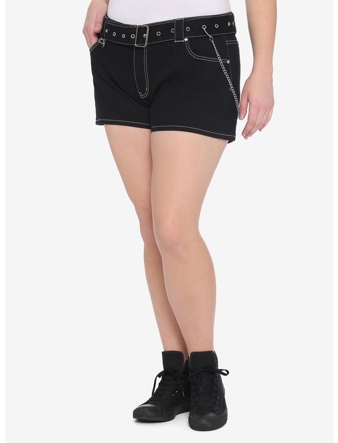 Black Grommet Belt White Stitch Shorts With Detachable Chain Plus Size, BLACK, hi-res