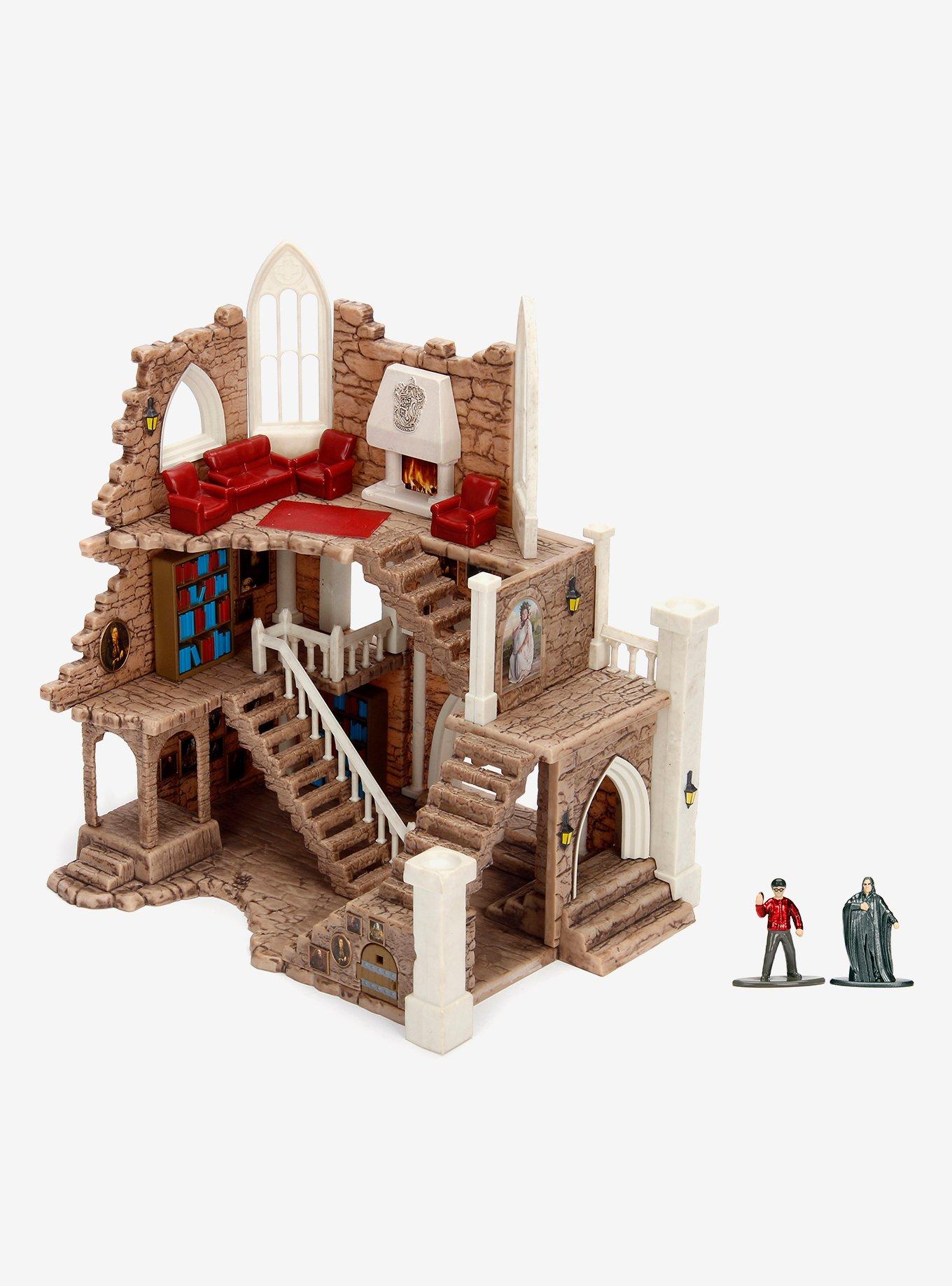 Harry Potter Nano Metal Figures Gryffindor Tower With 2 Nano Figures, , hi-res