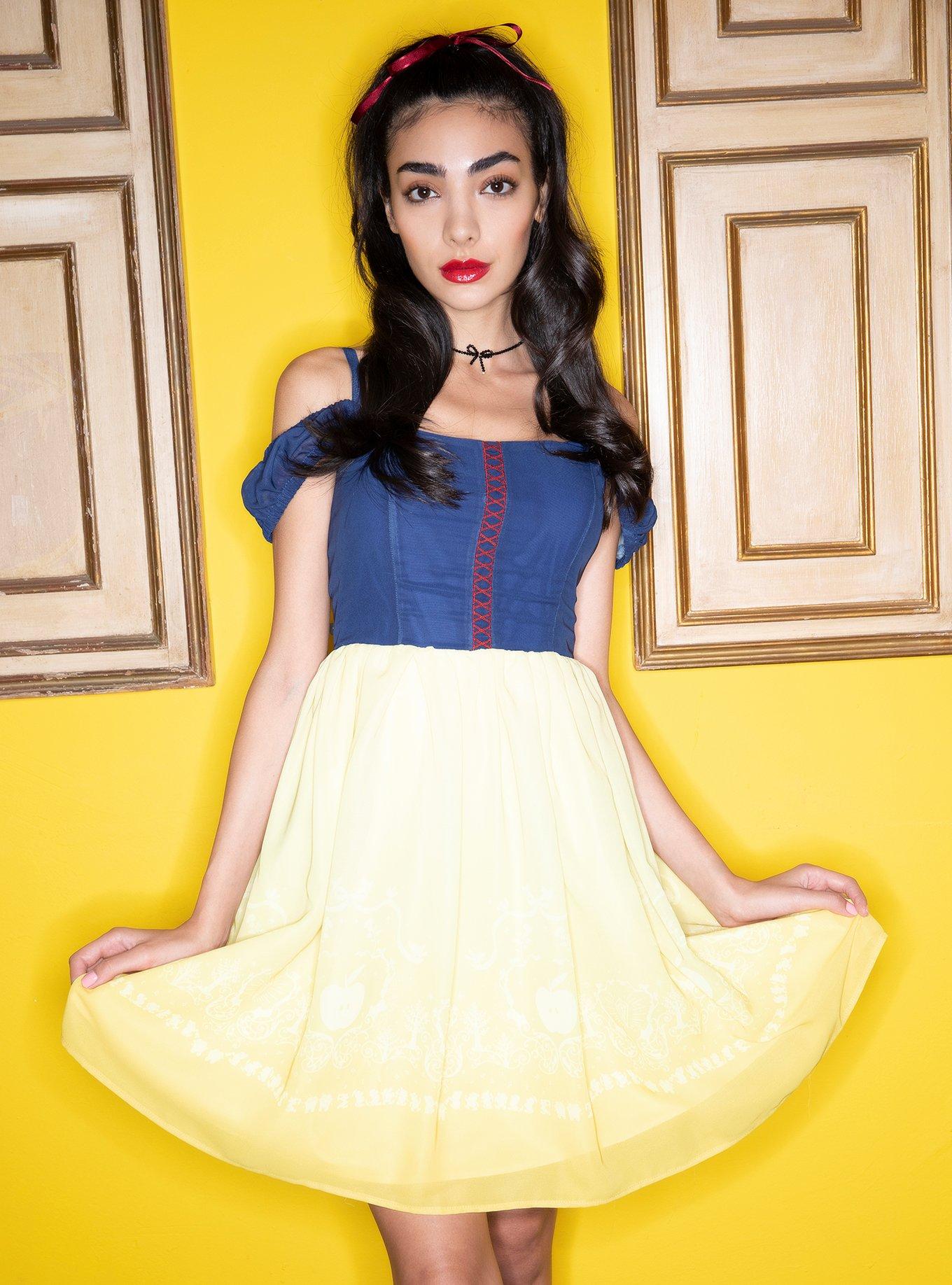 Disney Snow White Princess Women's Fashion T-shirt Kawaii Clothes