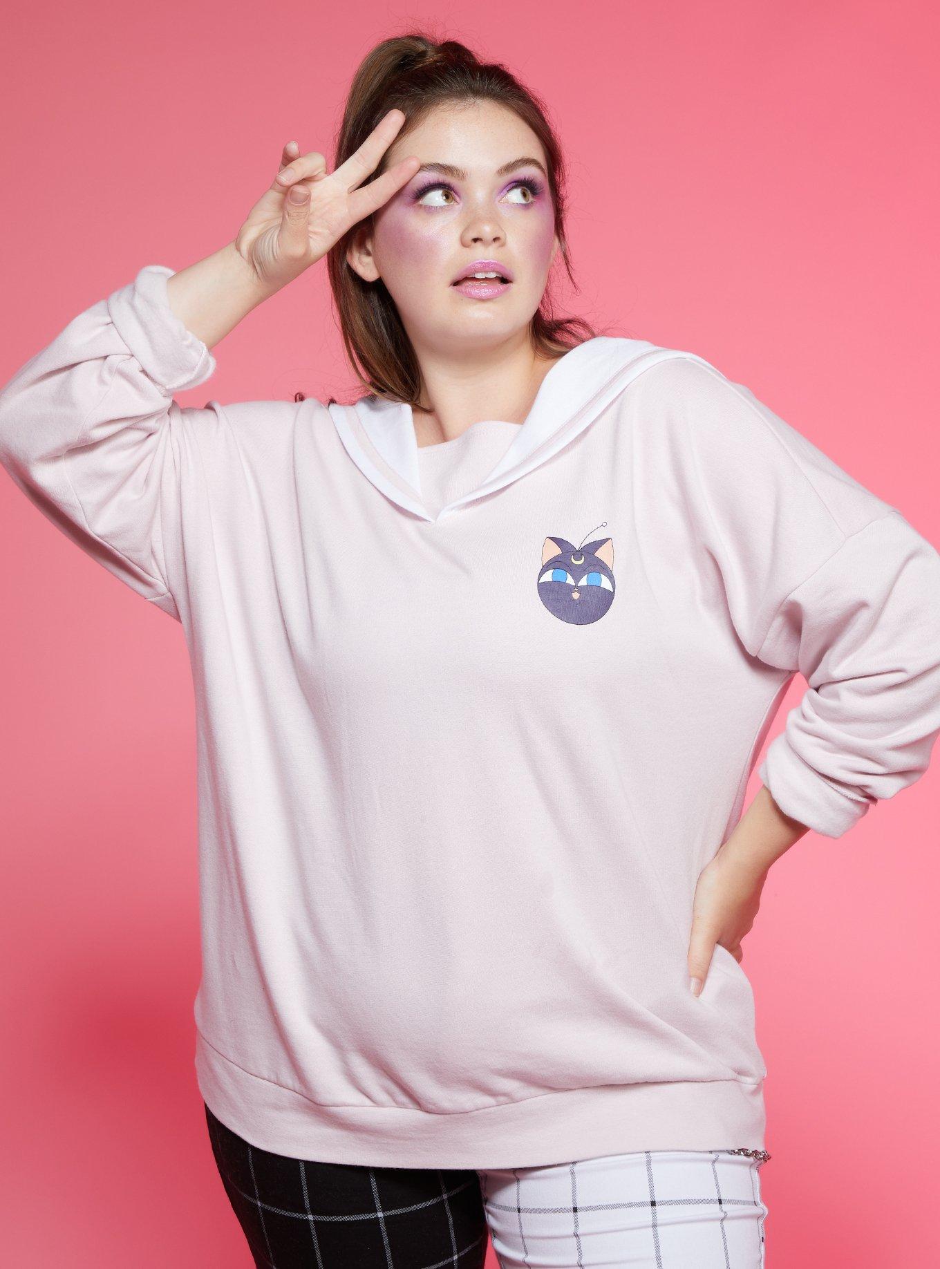 Sailor moon hotsell sweater hot topic