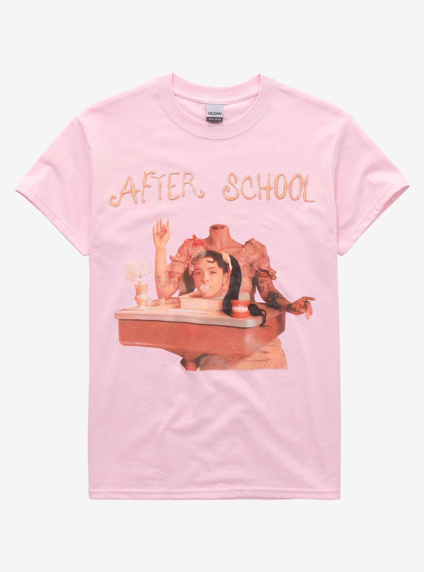 melanie martinez: styling back to school outfits with melanie martinez merch  (stylish & affordable) 